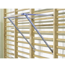 Foldable gymnastic bar attached to a gymnastic ladder