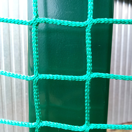 Siatka ochronna PP na sale sportowe i piłkochwyty