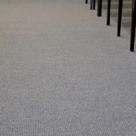 Carpet roll for protecting sports floors