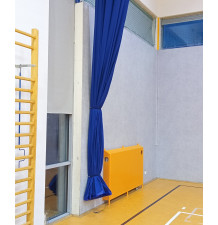 Curtains dividing sports halls