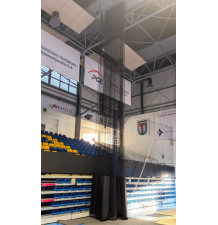 Siatka ochronna z certyfikatem niepalności na sale sportowe