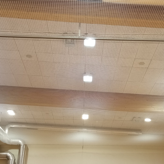 Protective net with non-flammability certificate for sports halls