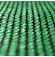 Tennis shade screen for the tennis court