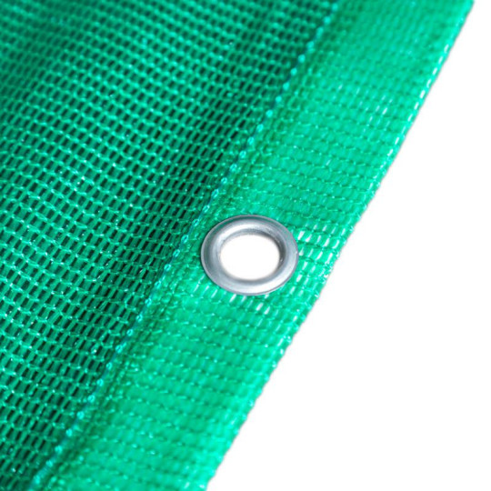 Tennis shade screen for the tennis court